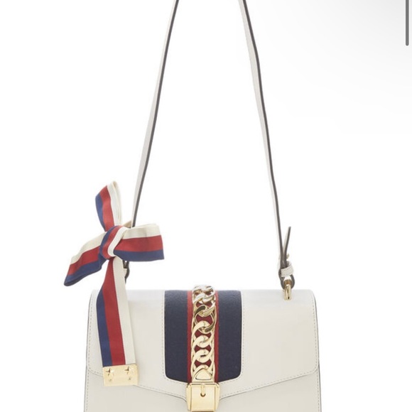 Gucci, WHITE LEATHER SYLVIE SHOULDER BAG - Picture 3 of 7